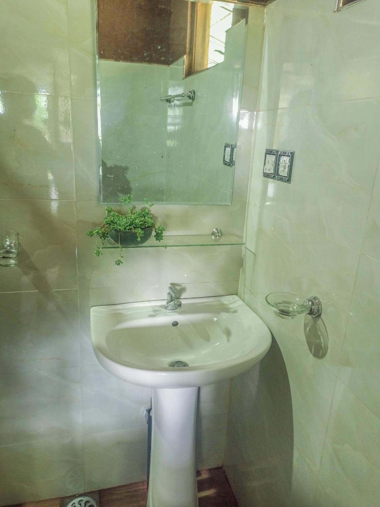 エッラ Creek Downhills Bed & Breakfast エクステリア 写真