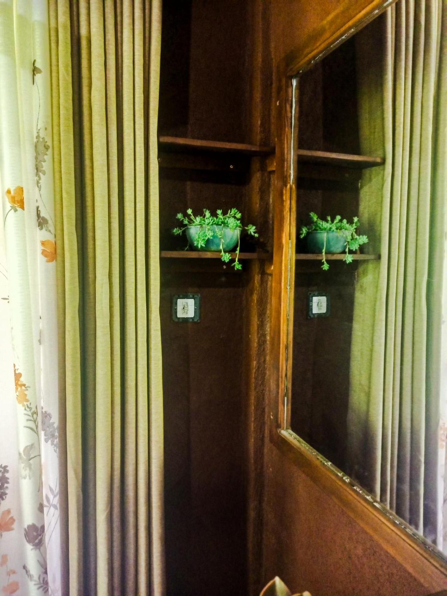 エッラ Creek Downhills Bed & Breakfast エクステリア 写真
