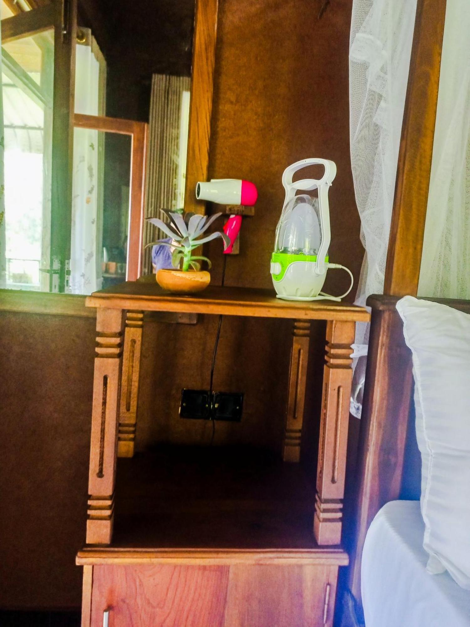 エッラ Creek Downhills Bed & Breakfast エクステリア 写真