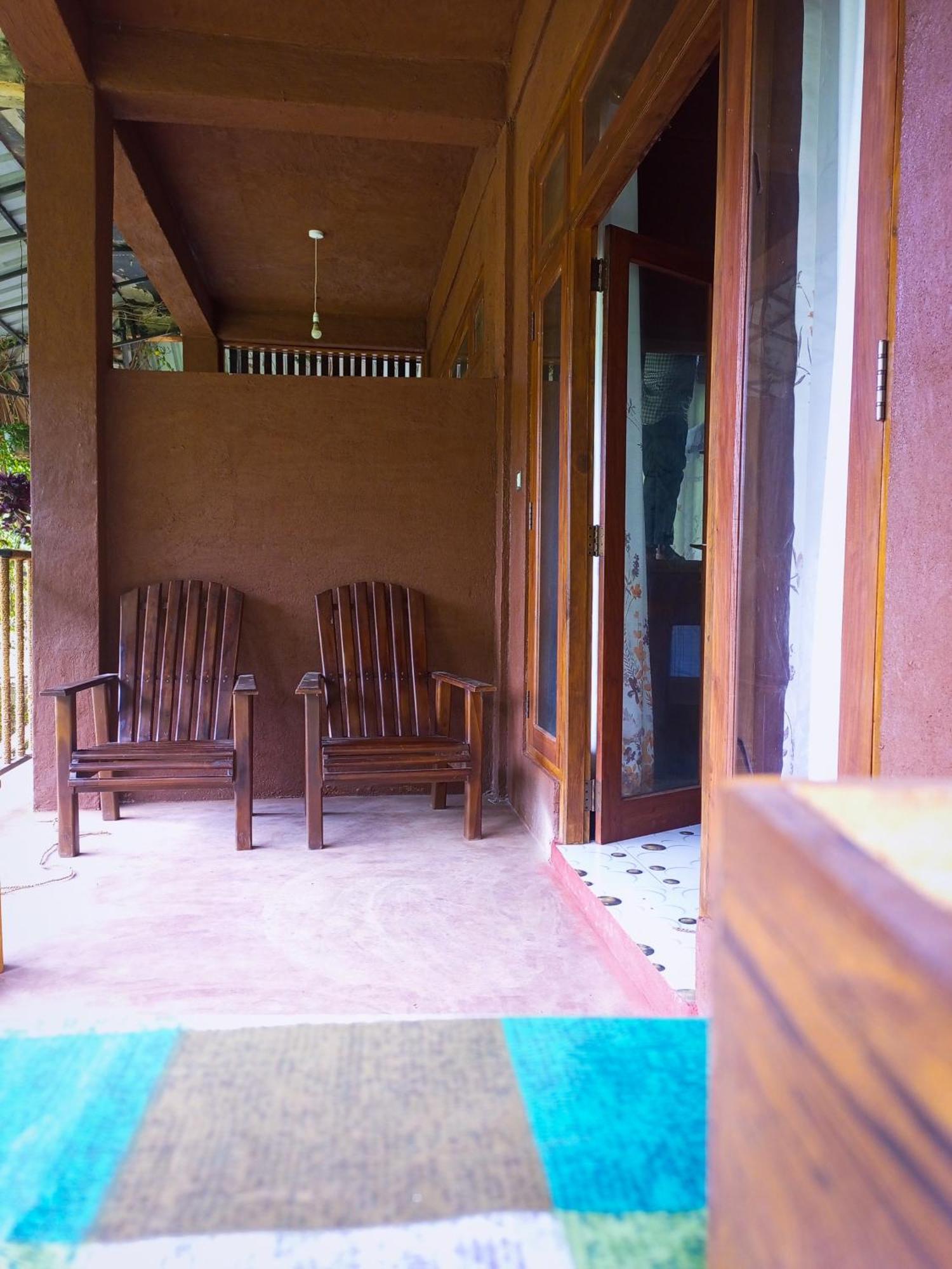エッラ Creek Downhills Bed & Breakfast エクステリア 写真