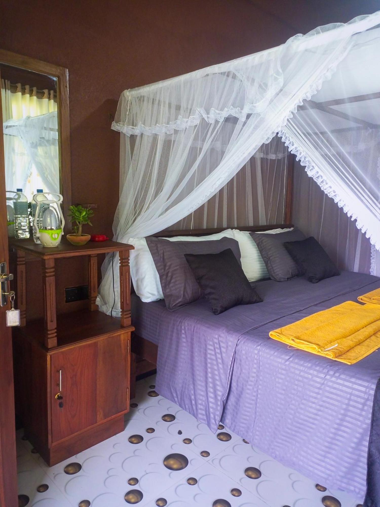 エッラ Creek Downhills Bed & Breakfast エクステリア 写真